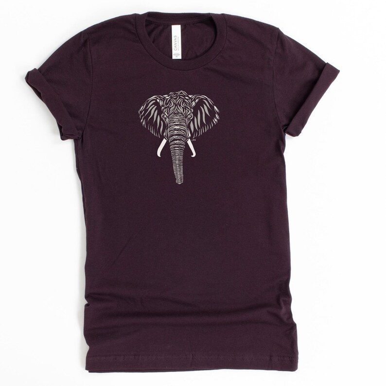 Elefant Shirt / Afrikanischer Elefant / Elefant T-Shirt / Elefant Geschenk / Elefant Liebhaber / Natur / Wild Rot