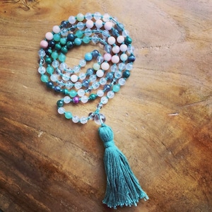 Collier Méditation Mala - 108 perles Quartz rose Opale rose Rubis Zoisite Malachite LOVE