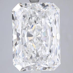 10 CT Radiant Cut Lab Grown Diamond For Engagement Ring | IGI Certified