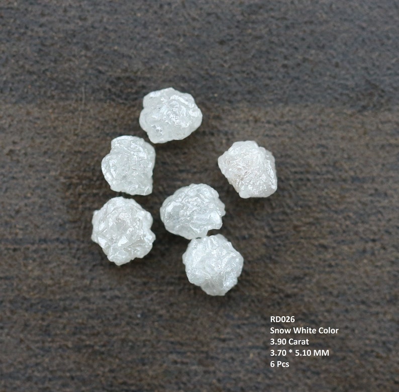Raw Stone 3.90 Carat Snow White Color Irregular Shape Rough Diamonds 6 pcs