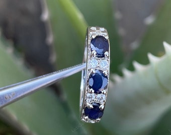 Natural Sapphire Ring / Blue Ring band /September Birthstone/ Wedding Ring / Statement Ring / Stacking Ring / Moms Wife Gift her / Gift him