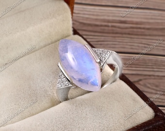 Moonstone ring, 925 Sterling Silver ring, Rainbow Moonstone ring,Dainty Minimalist, New beginnings, June birthstone, gift big Marquise Ring