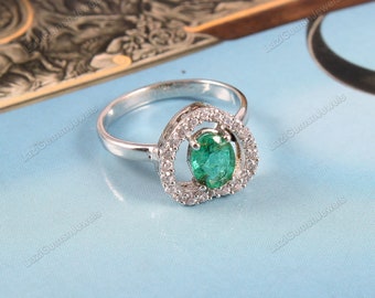 Genuine Natural Emerald Ring Heart-Statement Ring Cocktail Ring-Minimalist Ring-Dainty Prong Ring-Bohemian Stacking Ring-925 Sterling Silver