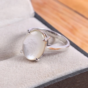 Mother of Pearl Ring Minimalist Ring, Stackable Ring, Gemstone Ring, 925 Sterling Silver Promise Ring