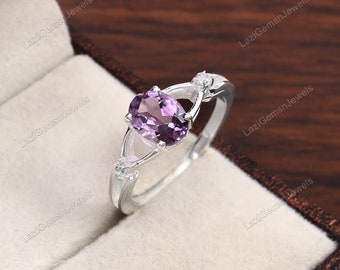 Natural Amethyst Ring Adjustable Ring Womens Amethyst Jewellery Minimalist Ring Modern Style 925 sterling silver
