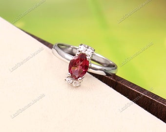 Genuine Garnet Oval Ring in Sterling Silver, Natural Red Garnet Ring, natural Garnet , Vintage Inspired Design,