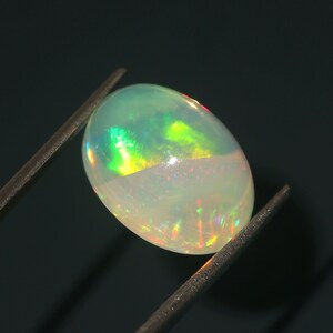 6.60 CTS Certified Natural Ethiopian Fire Opal Smooth Cabochon Loose Gemstone Ring Opal Jewelry Sitting opal 11x15 mm October Birthstone