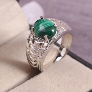 Malachite Ring , Stacking Ring Statement Ring,Delicate Halo Cluster Art deco Ring-925 Sterling Silver Moms Wife Gift her