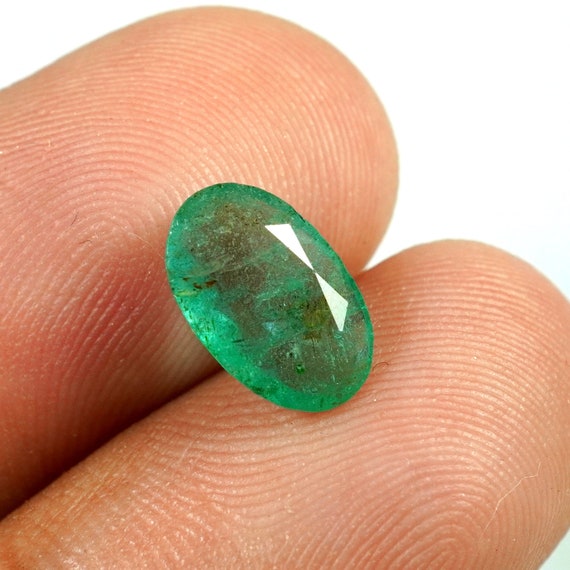 1.95 CTS 天然エメラルド オーバルカット 認定エメラルド ルース 宝石
