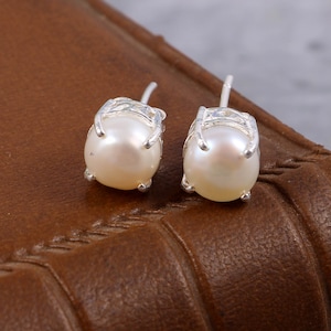 Natural Pearl Earrings-Delicate Stud Earrings-Dainty Minimalist Earrings-925 Sterling Silver jewelry-Gift for Her Women