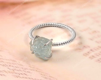 Silver Aquamarine ring, Sterling Silver Raw gemstone Ring, Cocktail Ring, Sterling silver statement ring, Solitaire ring, Blue Gemstone ring