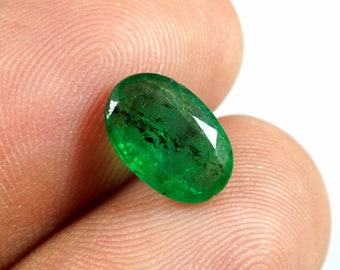 1.85 CTS AAA Grade Natural Emerald Loose Faceted Gemstone Emerald Birthstone Ring Size Emerald Stone Pandent Size Emerald Gemstone Gift