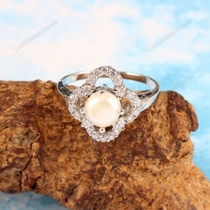 Pearl Ring Minimalist Ring Jewelry Ring Boho Jewelry Vintage Ring Dainty Ring Silver Ring 925 Sterling Silver Anniversary Gift Promise Ring