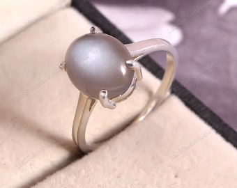 Grey Moonstone Ring,Art Deco simple Ring,Bohemian Ring,Statement Ring,Grey Ring 925 Sterling Silver Christmas gifts Gemstone Ring