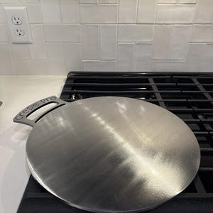 Carbon Steel Crepe Pan: 14 Inch Flat Handle Griddle