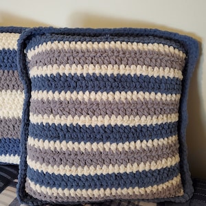 18&quot; Throw Pillow with crochet cover in super soft blanket yarn. Blue/Cream/Gray narrow stripes