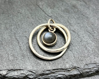 pendant with moonstone