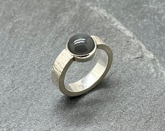 Silver ring with grey moonstone