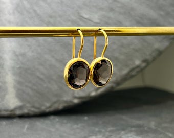 Classic earrings with smoke kvarts