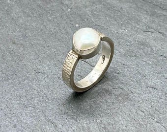 Silver ring with freshwater pearl, unique ring