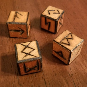 Goldstone Rune Dice