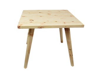 Vierkante massief houten tafel B 90 x D 90 x H 76 cm | in grenen onbehandeld | met afneembare poten | Ambachten uit Oostenrijk
