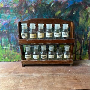 Wood Spice Rack with 12 Labeled Glass Spice Jars Vintage