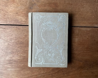 Antique Past and Present by Thomas Carlyle