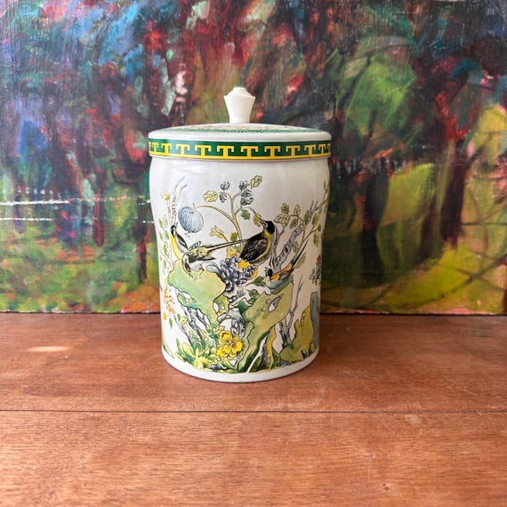 Chinoiserie Bird Tin with Knob Handle Made in England