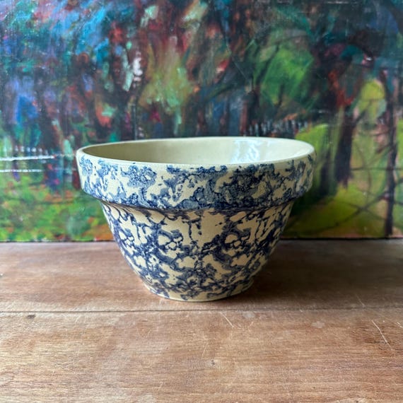 R.R.P. Co Blue Spongeware 7” Bowl Vintage