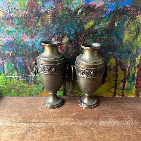 Vintage Decor - Three Bear Vintage