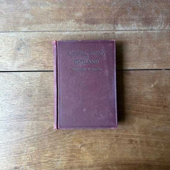 Vintage Books - Three Bear Vintage