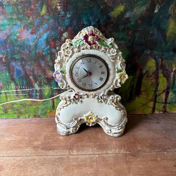 Vintage Decor - Three Bear Vintage