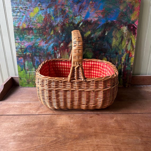 Red Gingham Wicker Picnic Basket
