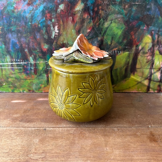 California Pottery Flower Lid Cookie Jar Canister Vintage Lily Pad Lid