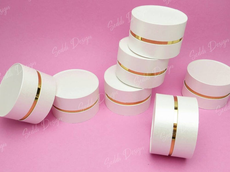 Round Boxes With 65cm Diameter Beautiful Etsy