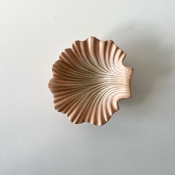 Vintage Shell trinket Dish