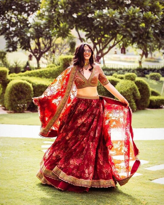 Sabyasachi Floral Lehenga Style Design 