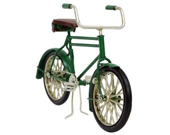 Nostalgic decorative metal diecast model bicycle. Dollhouse Miniatures Bicycle