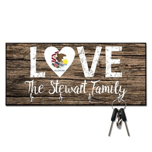Personalized Love Illinois State Flag Key Hanger - Wall mount key holder - Personalized Key holder - Key holder wall - Key hook for wall
