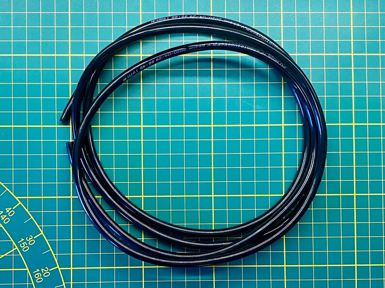 Flexible extension tube (black) Flexible extension tube (black)
