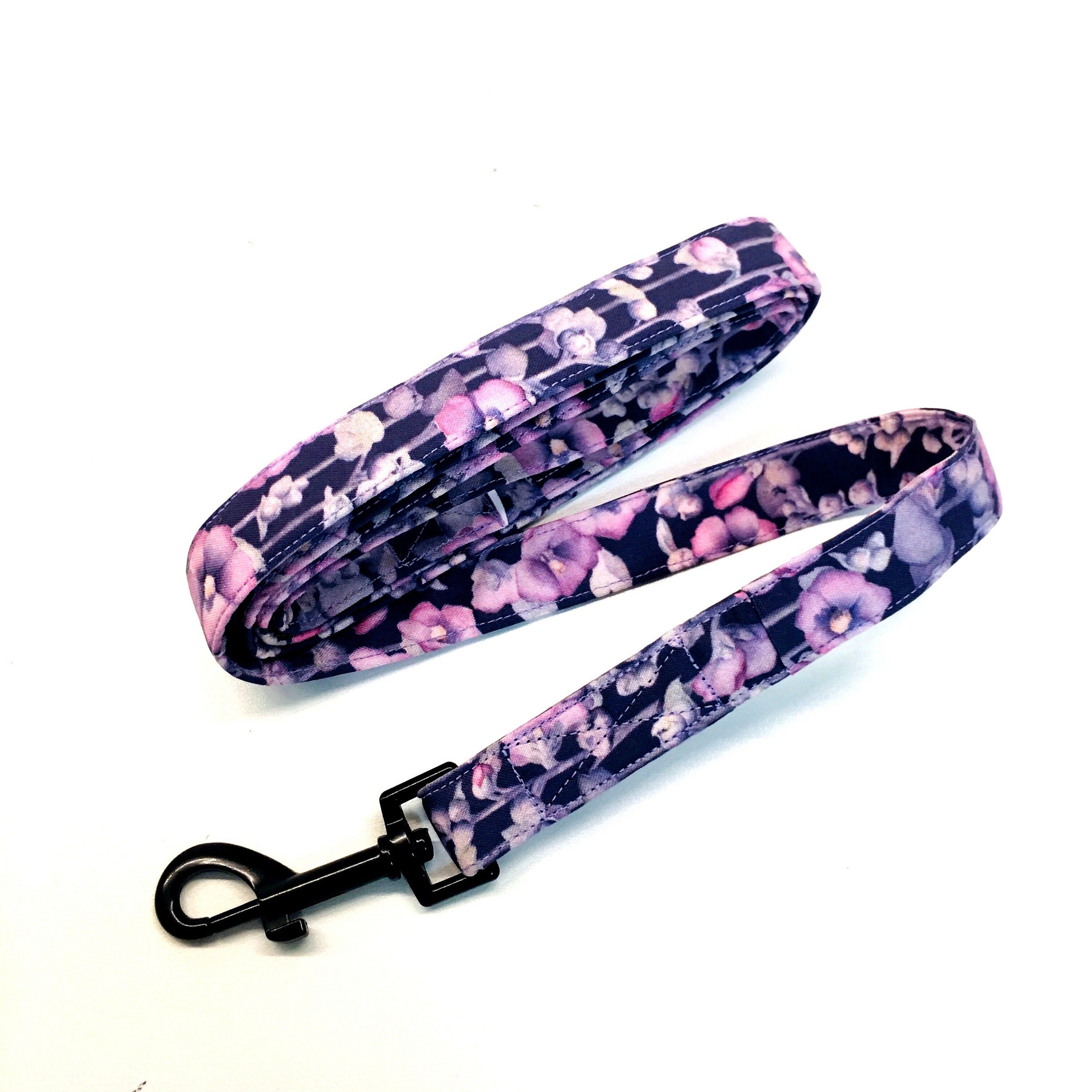 Purple & White Daisy Dog Collar And Leash Set – New, Handmade, Cute Floral Print