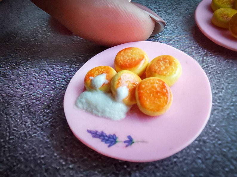 dollhouse food Barbie food: Russian cheesecakes Syrniki ag doll food Barbie accessories monster high