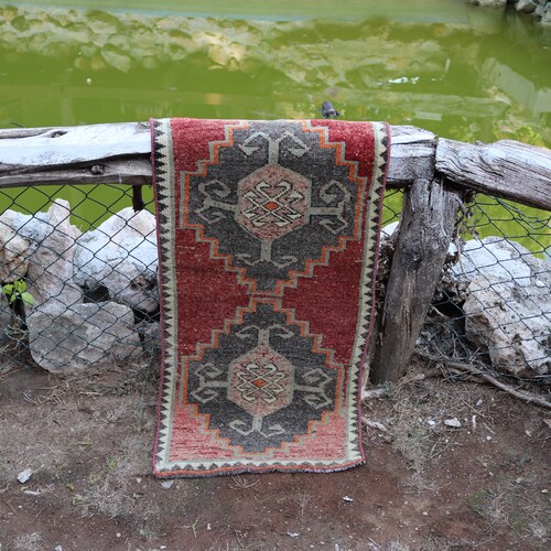Small Entry Rug * Small Oriental Rug * Small Turkish Rug * Small shops Oushak Rug * Small Vintage Rug * Entry Rug * Small Rug * 1.6x3.4 ft