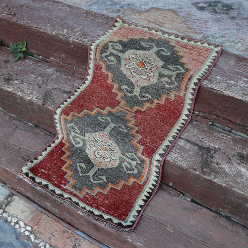 Small Entry Rug * Small Oriental Rug * Small Turkish Rug * Small shops Oushak Rug * Small Vintage Rug * Entry Rug * Small Rug * 1.6x3.4 ft