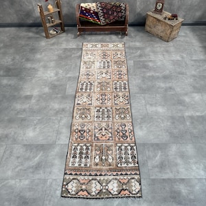 Vintage Turkish Rug 2.6x9.2 ft (78x279 cm), Rug Pink Geometric Rug