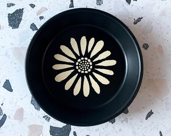 Bandeja decorativa pintada a mano