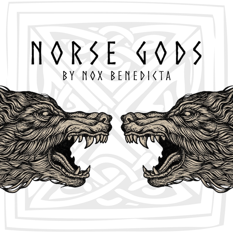 Puede incluir: Una ilustraci&oacute;n gr&aacute;fica en blanco y negro que muestra a dos lobos gru&ntilde;endo frente a frente. El texto NORSE GODS BY NOX BENEDICTA est&aacute; impreso en una fuente estilizada sobre los lobos, sobre un fondo con un patr&oacute;n de nudo celta en gris claro.