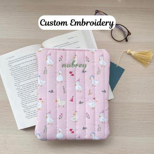 Pochette matelassée personnalisée, couverture de livre, protège-livre, pochette de livre - tissu Duck Meadow avec doublure blanche