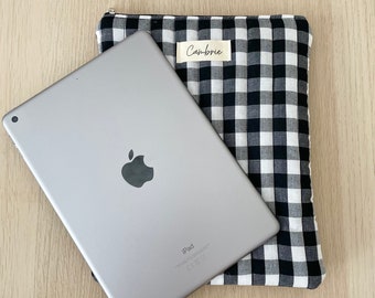 NEW Quilted Black & White Gingham iPad / Tablet Sleeve, iPad / Tablet Case, iPad / Tablet Pouch, iPad / Tablet Protector with Black Lining